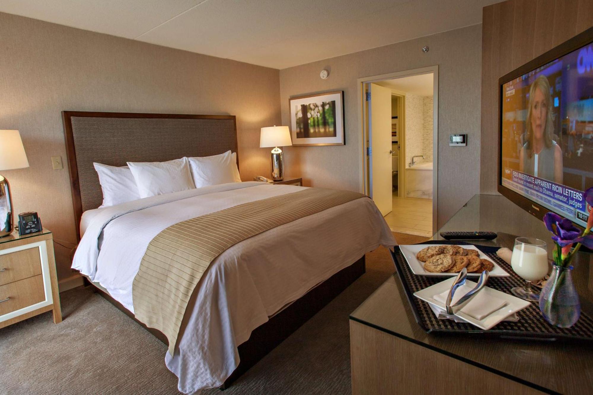 Crafton Doubletree By Hilton Pittsburgh-Green Tree מראה חיצוני תמונה
