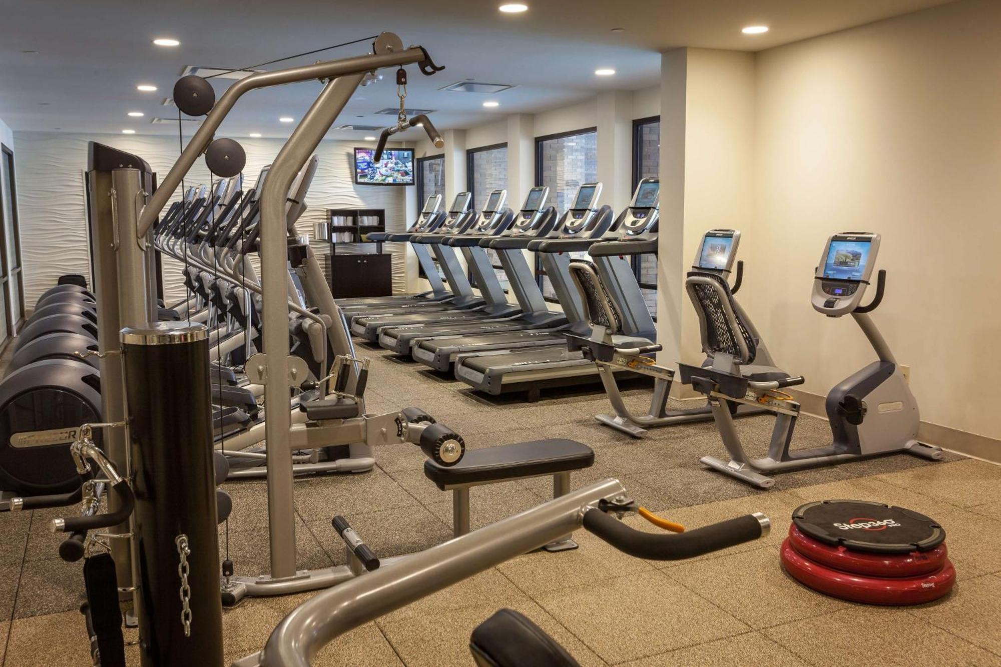 Crafton Doubletree By Hilton Pittsburgh-Green Tree מראה חיצוני תמונה