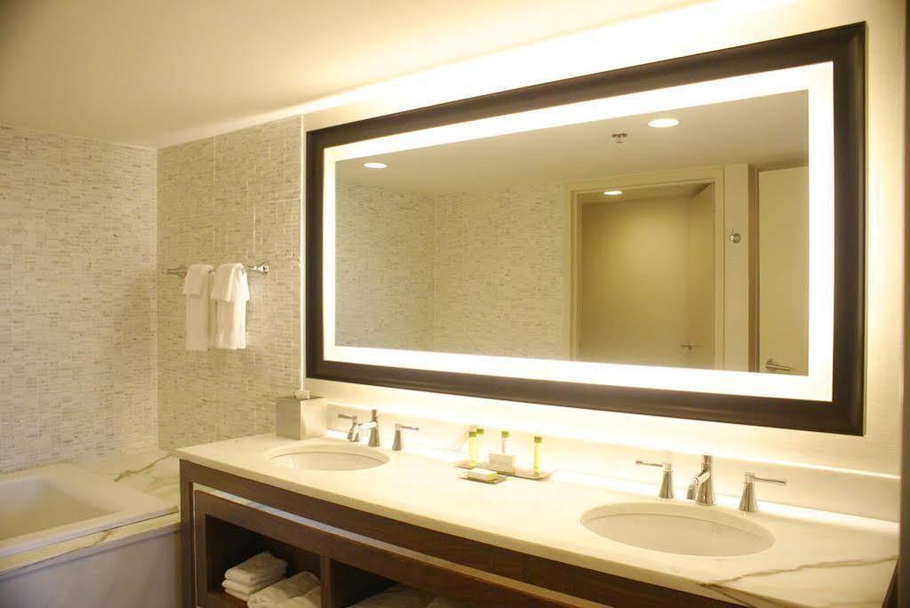Crafton Doubletree By Hilton Pittsburgh-Green Tree מראה חיצוני תמונה